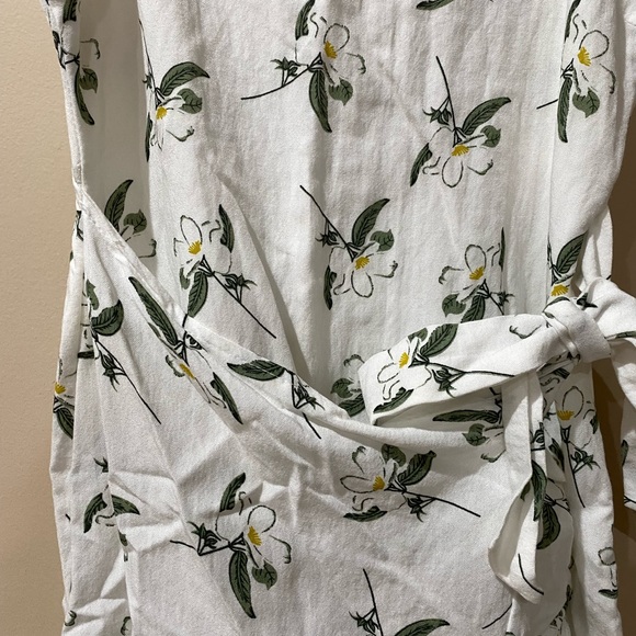 Shareen Collection Floral Wrap Dress - Picture 3 of 5